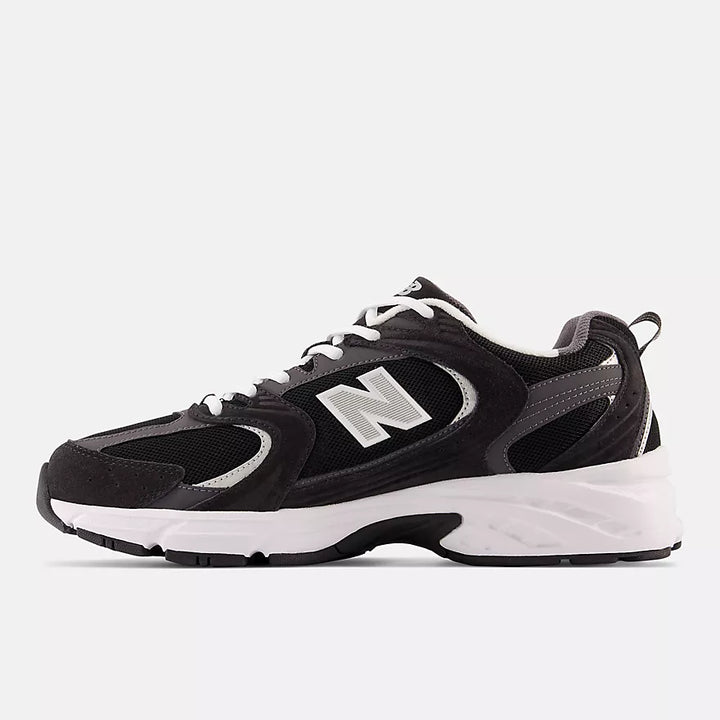 New Balance 530 - Black/White